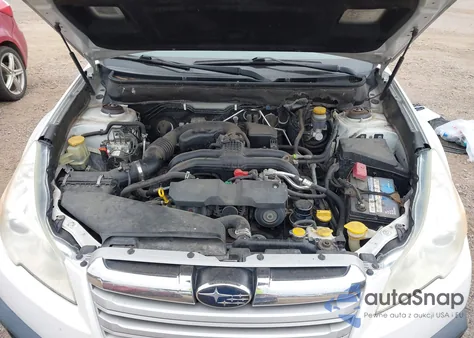 2013 Subaru Outback 2.5I Premium z USA, uszkodzony, nr VIN 4S4BRBGC9D3262187